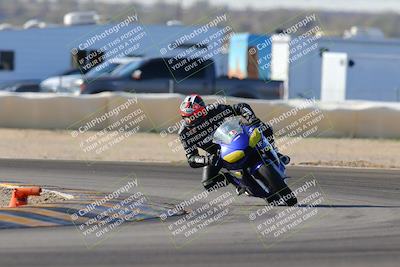 media/Dec-18-2022-SoCal Trackdays (Sun) [[8099a50955]]/Turn 2 (950am)/